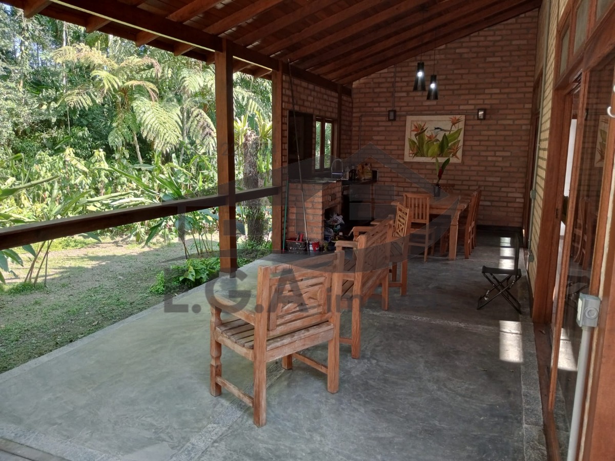 Casa no sertão de Camburi
