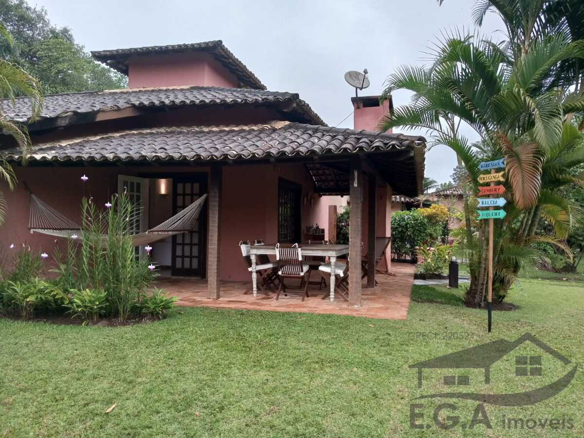 Casa em Condominio Camburi