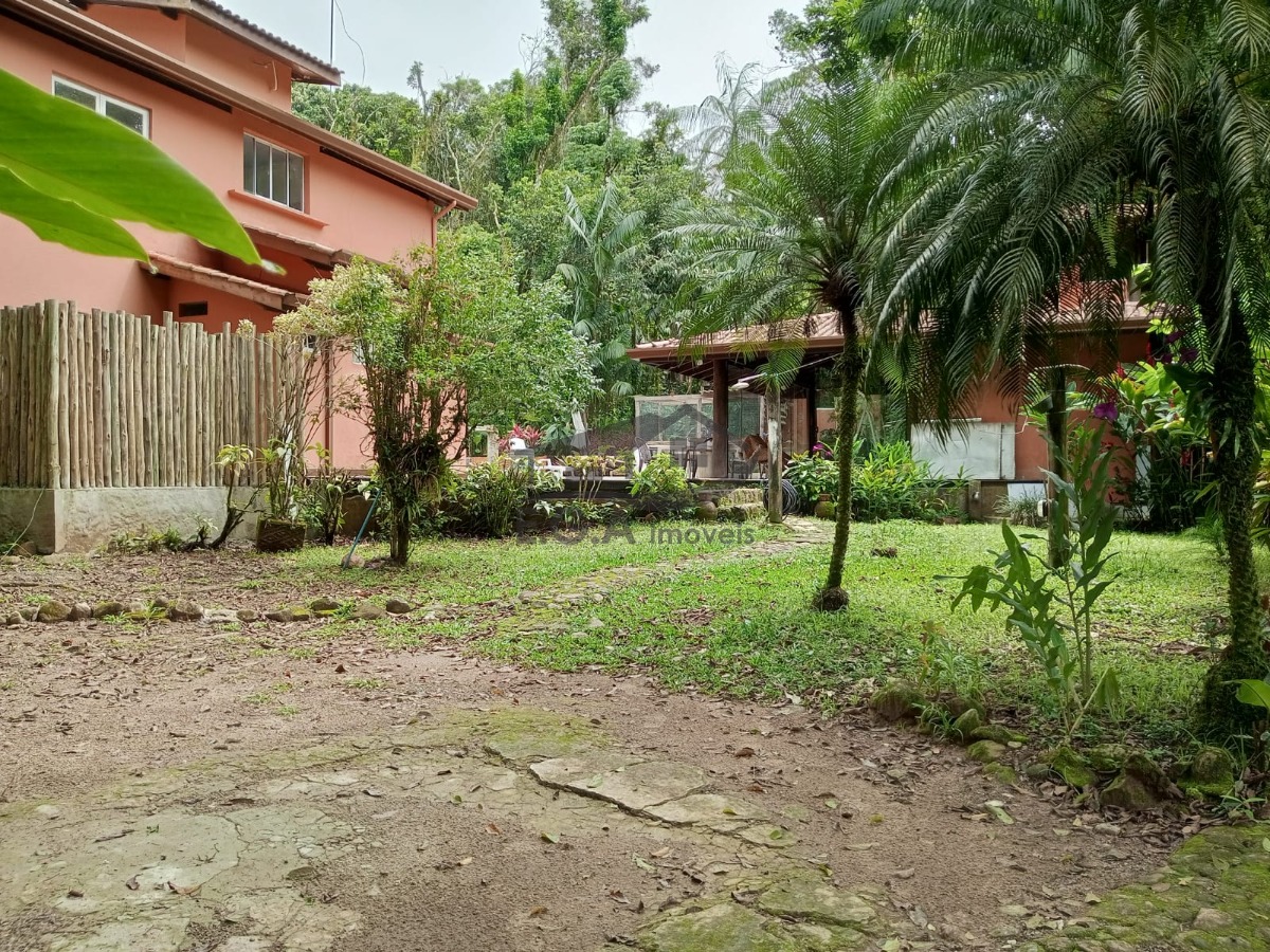 Casa no sertão de Barra do Una condomínio