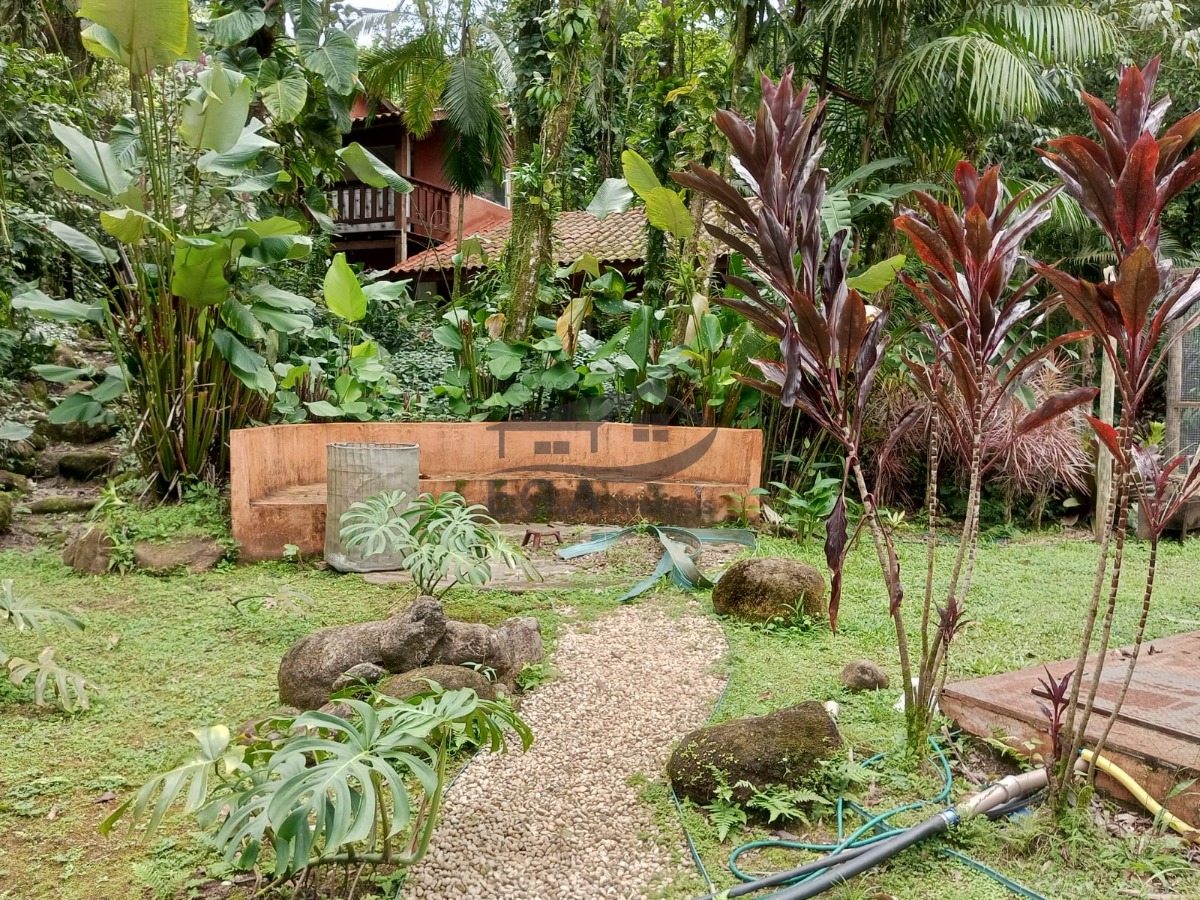 Casa no sertão de Barra do Una condomínio