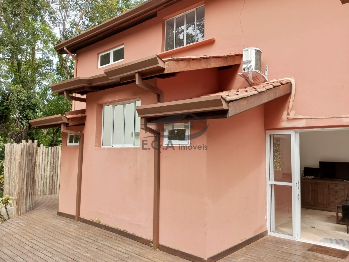 Casa no sertão de Barra do Una condomínio