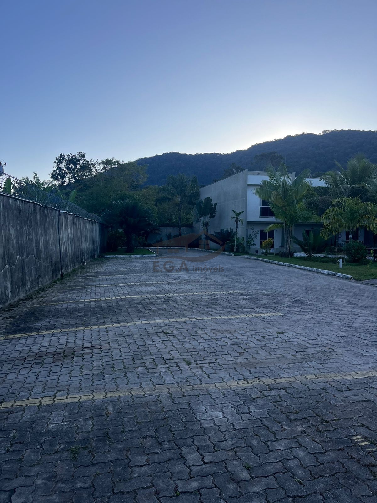 Casa na praia de boiçucanga