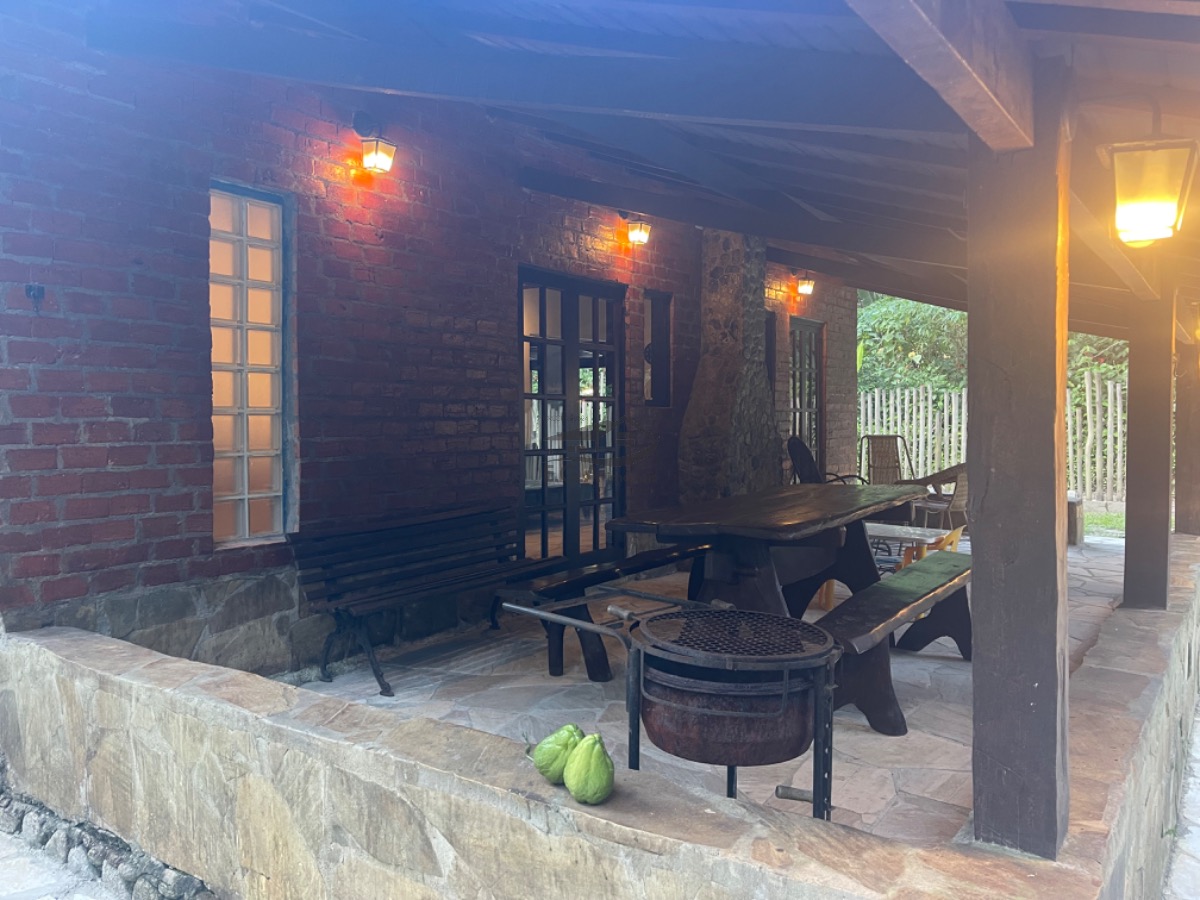 Agende sua visita nessa linda oportunidade ao meio da natureza no sertão do cambury