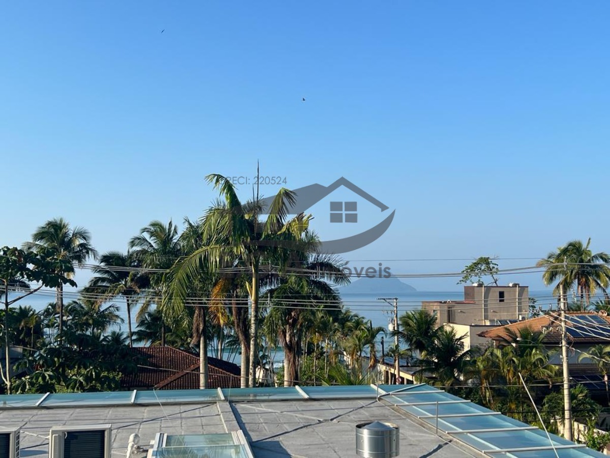 Casa a 50 metros da praia de Juquehy
