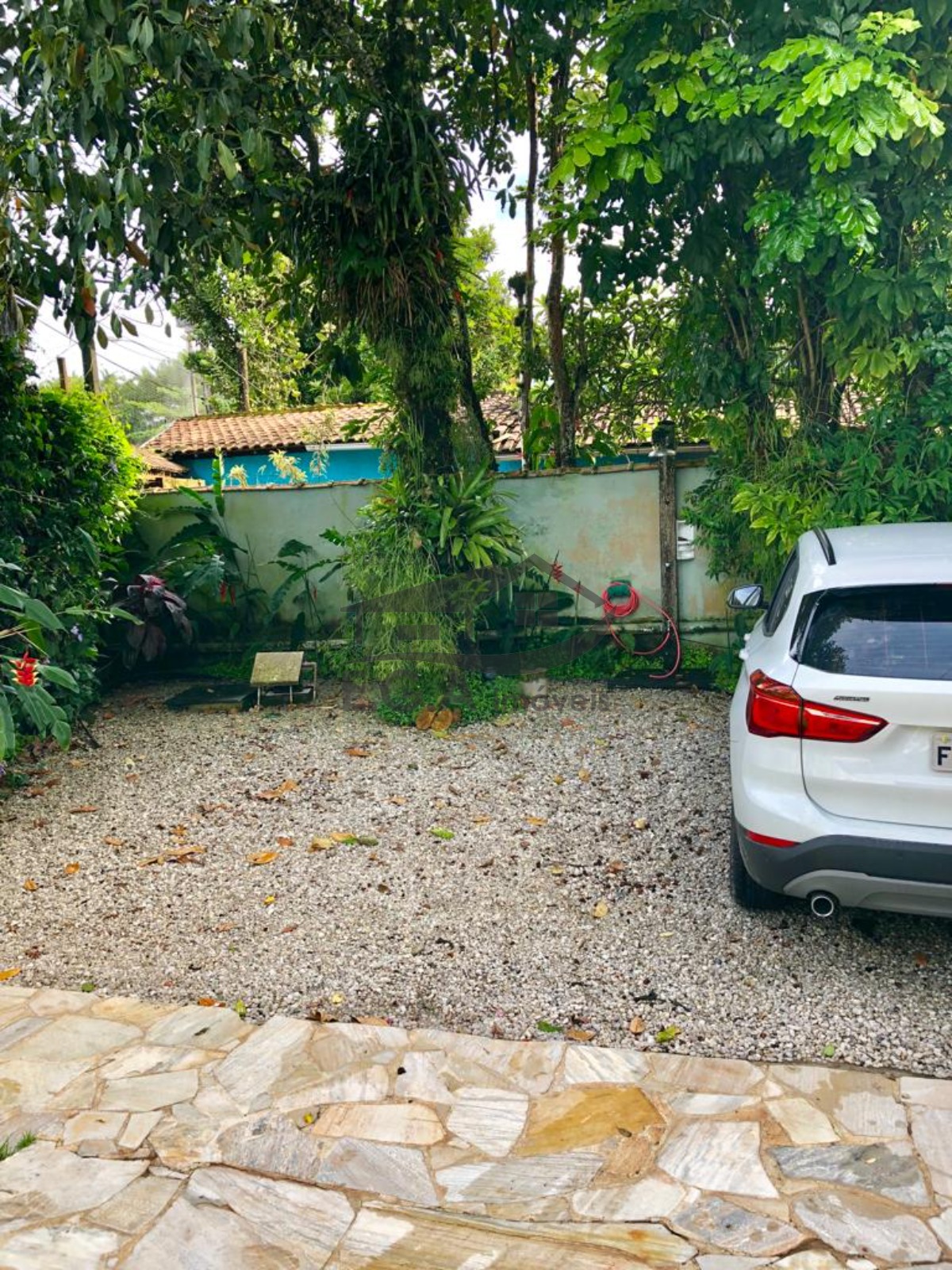 Casa na praia de Camburi 200mts da praia