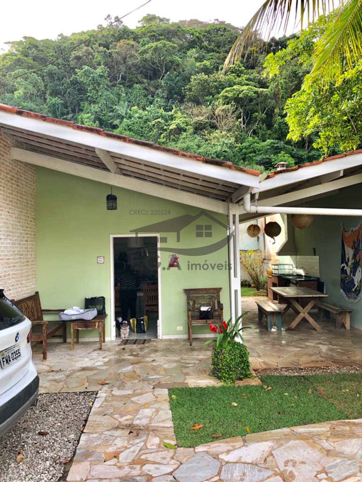 Casa na praia de camburi 200mts da praia - foto 1