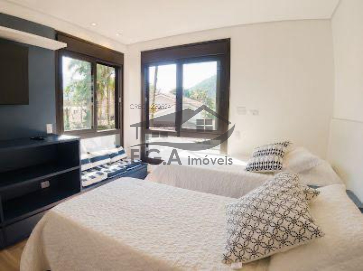 Casa em Juquehy á 80 metros do mar