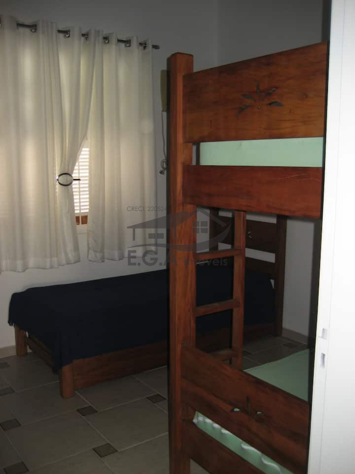 Casa de Rua em Boiçucanga como se fosse Cond. Venda a partir de maio
