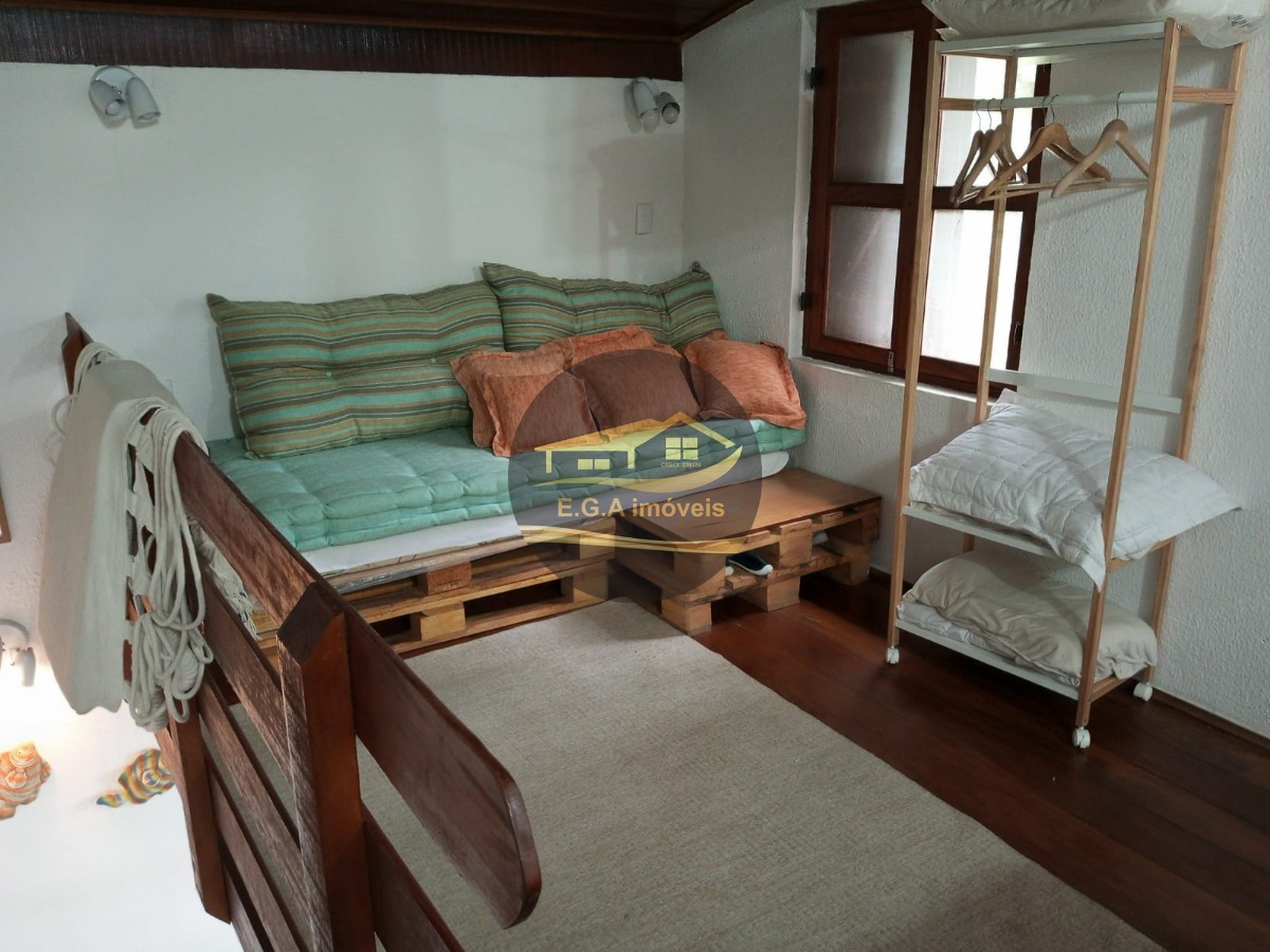 Flat em Condomínio praia de Boiçucanga