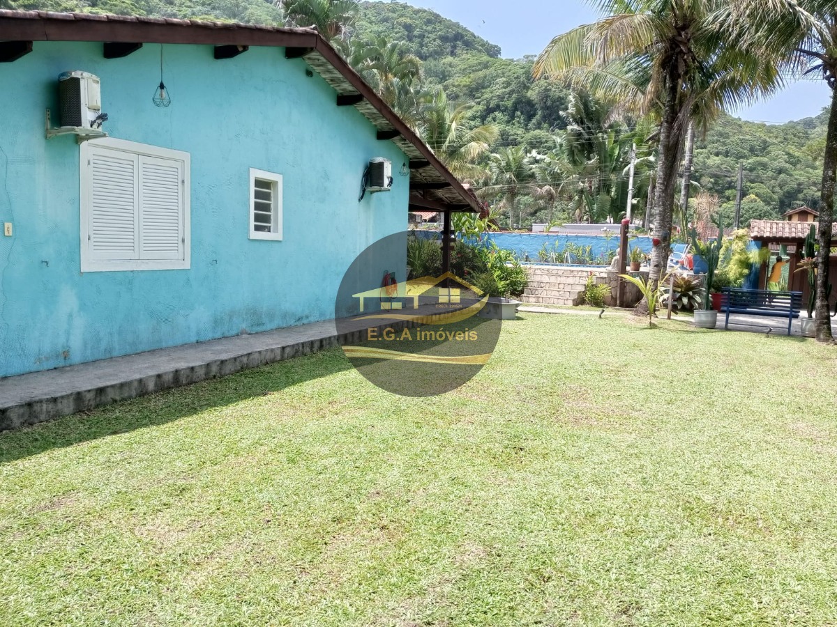 Casa lado sertão de Camburi