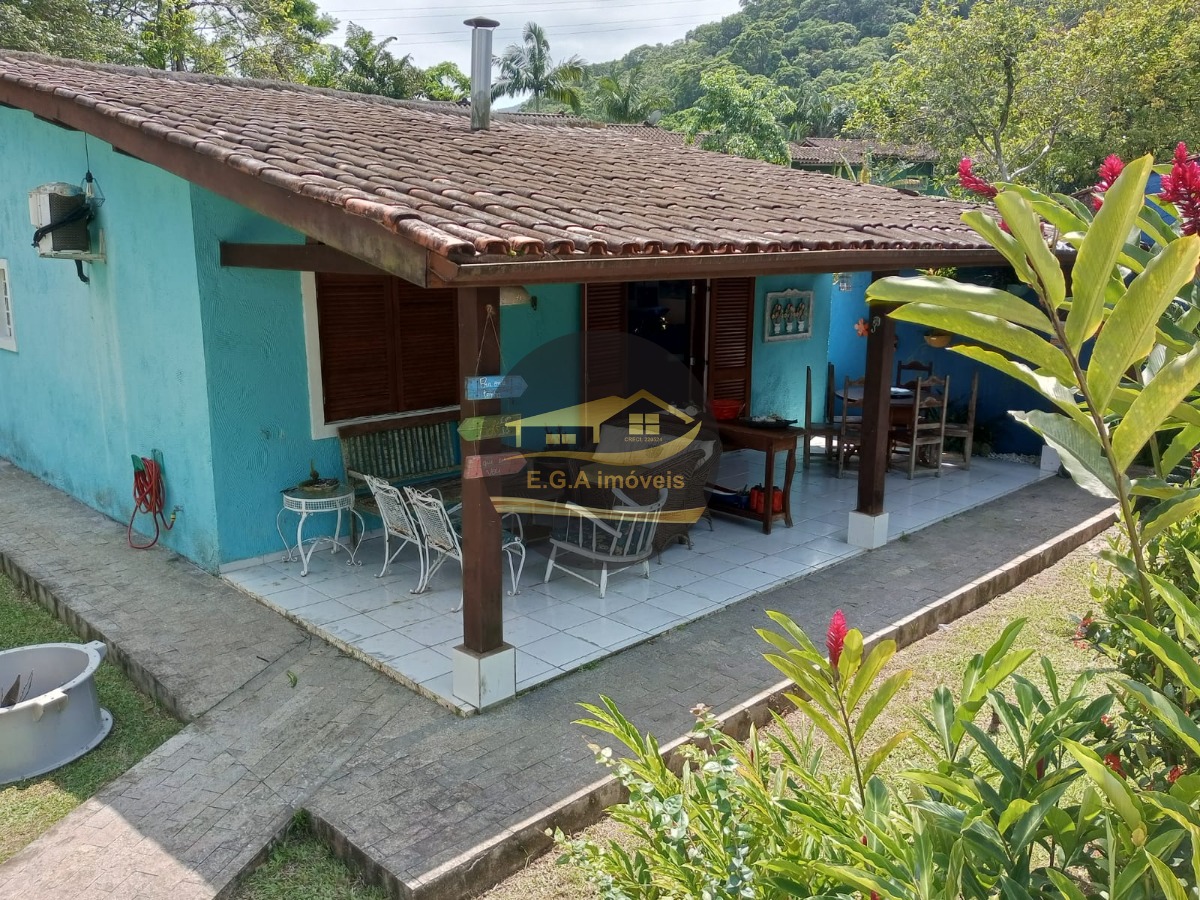 Casa lado sertão de Camburi