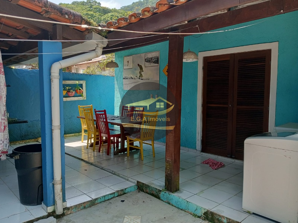 Casa lado sertão de Camburi