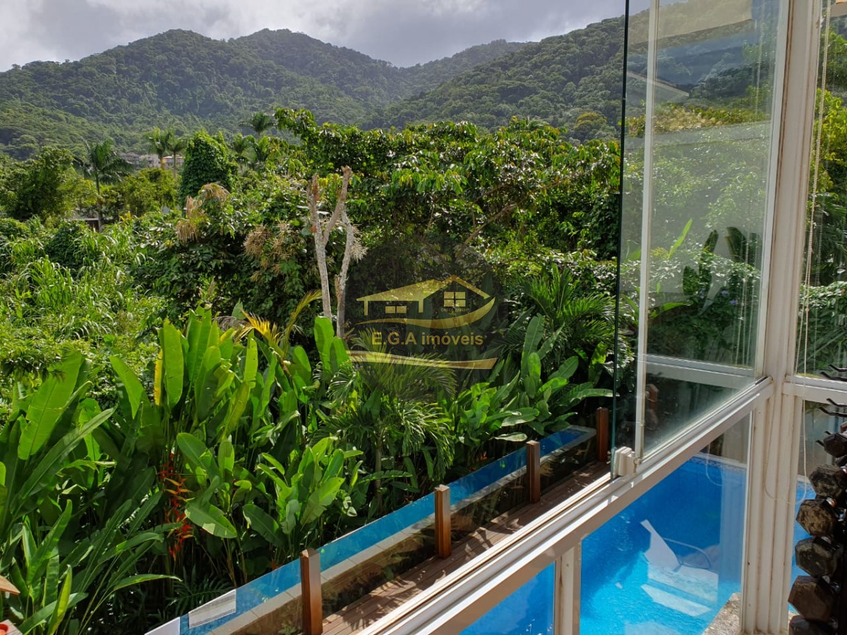 Casa no Condomínio Raízes Juquehy