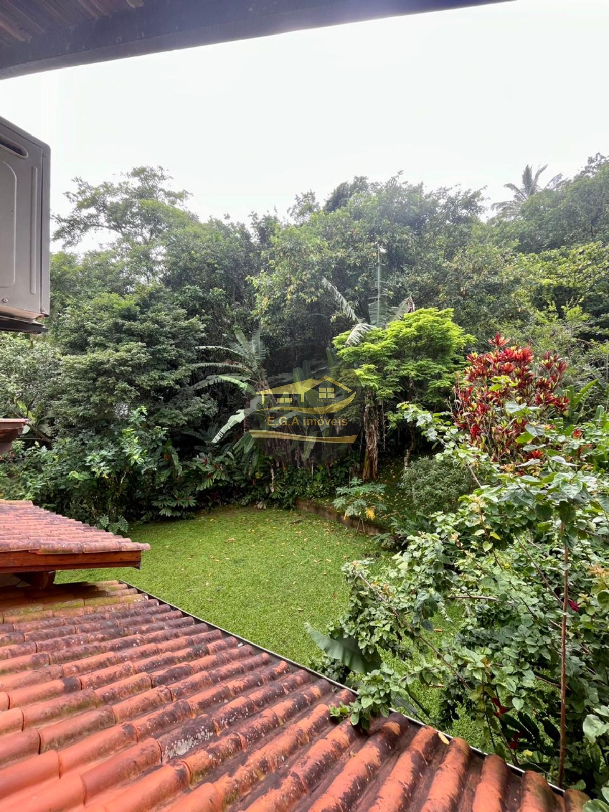 Casa condomínio Pauba Um Villarejo