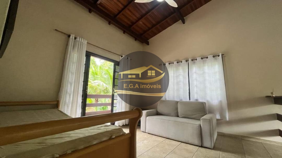 Casa em Condomínio Camburi lado sertão