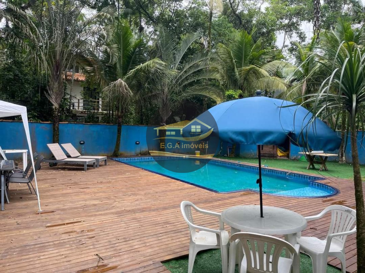 Casa em Condomínio Camburi lado sertão
