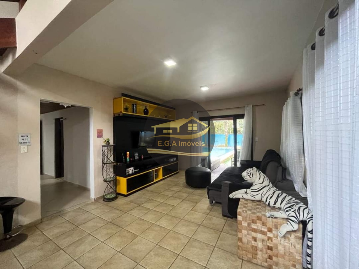 Casa em Condomínio Camburi lado sertão