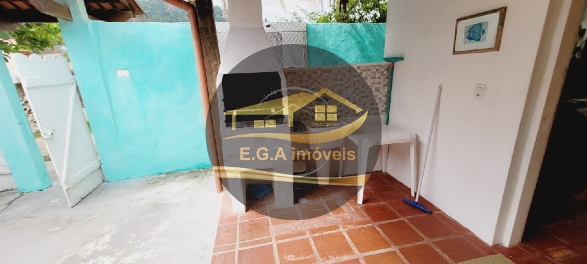 Casa na praia de juquey