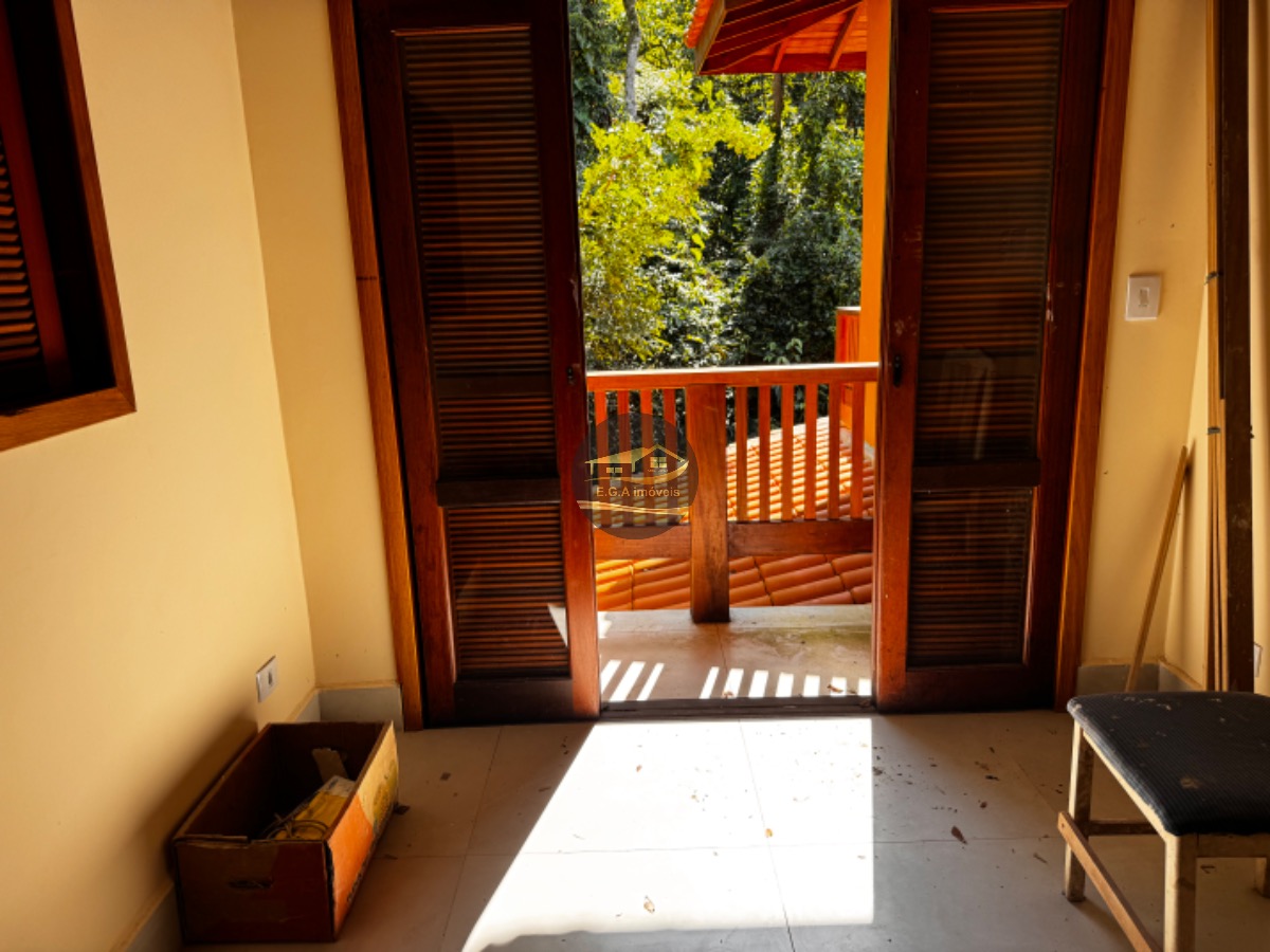 Oportunidade única em condomínio no sertão do cambury