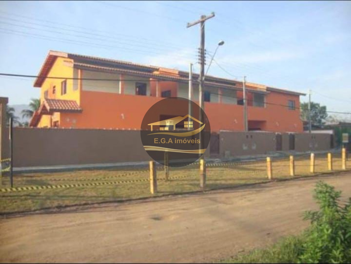 Casa na praia da boraceia