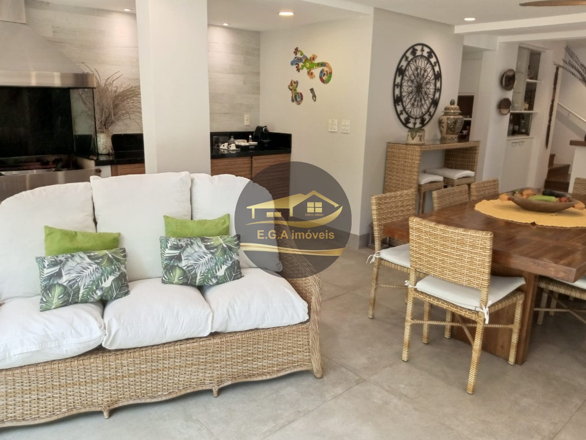 Casa na Praia de Juquehy- Cond- Raizes
