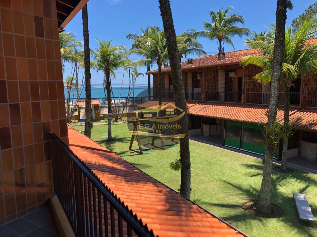 Casa na praia de Boiçucanga frente ao mar