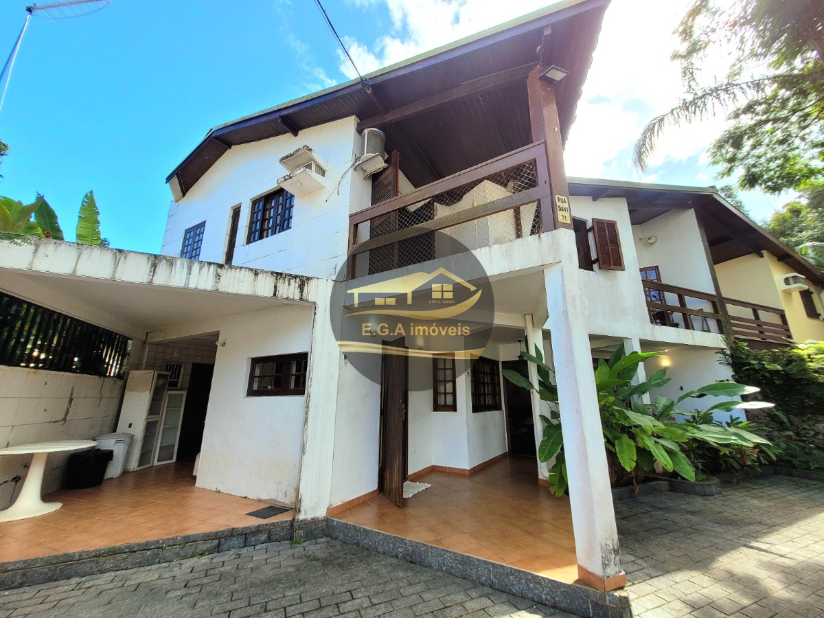 Casa na praia de Juquehy 200mt praia