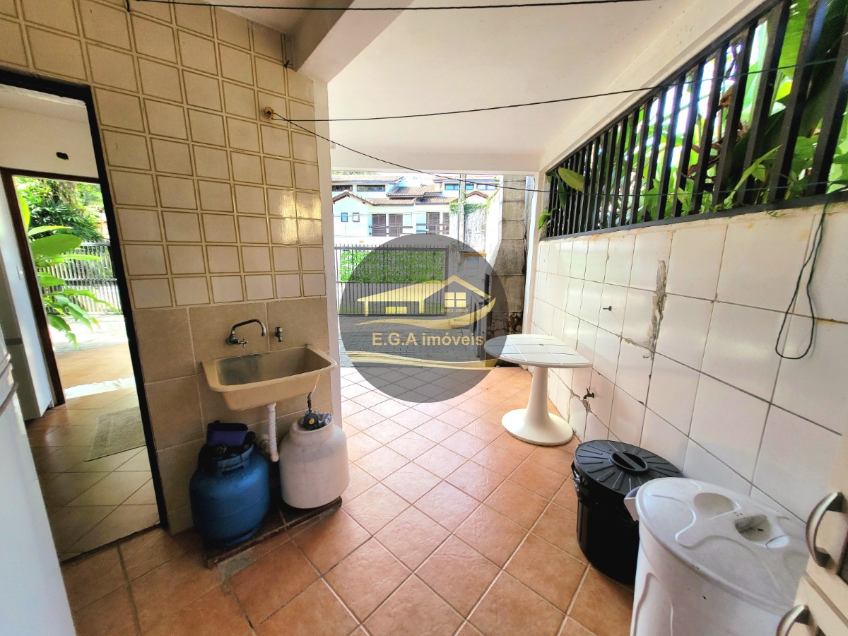 Casa na praia de Juquehy 200mt praia
