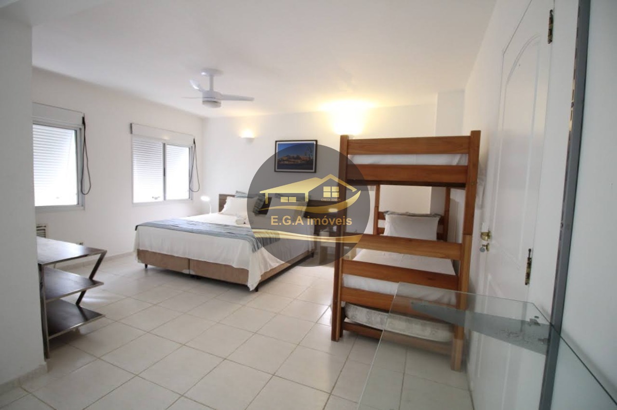 Casa na praia de juquey