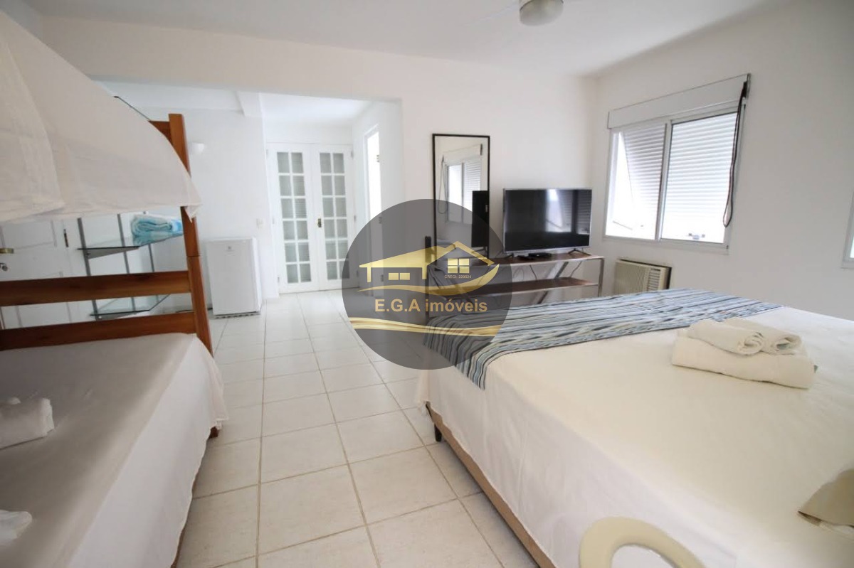 Casa na praia de juquey