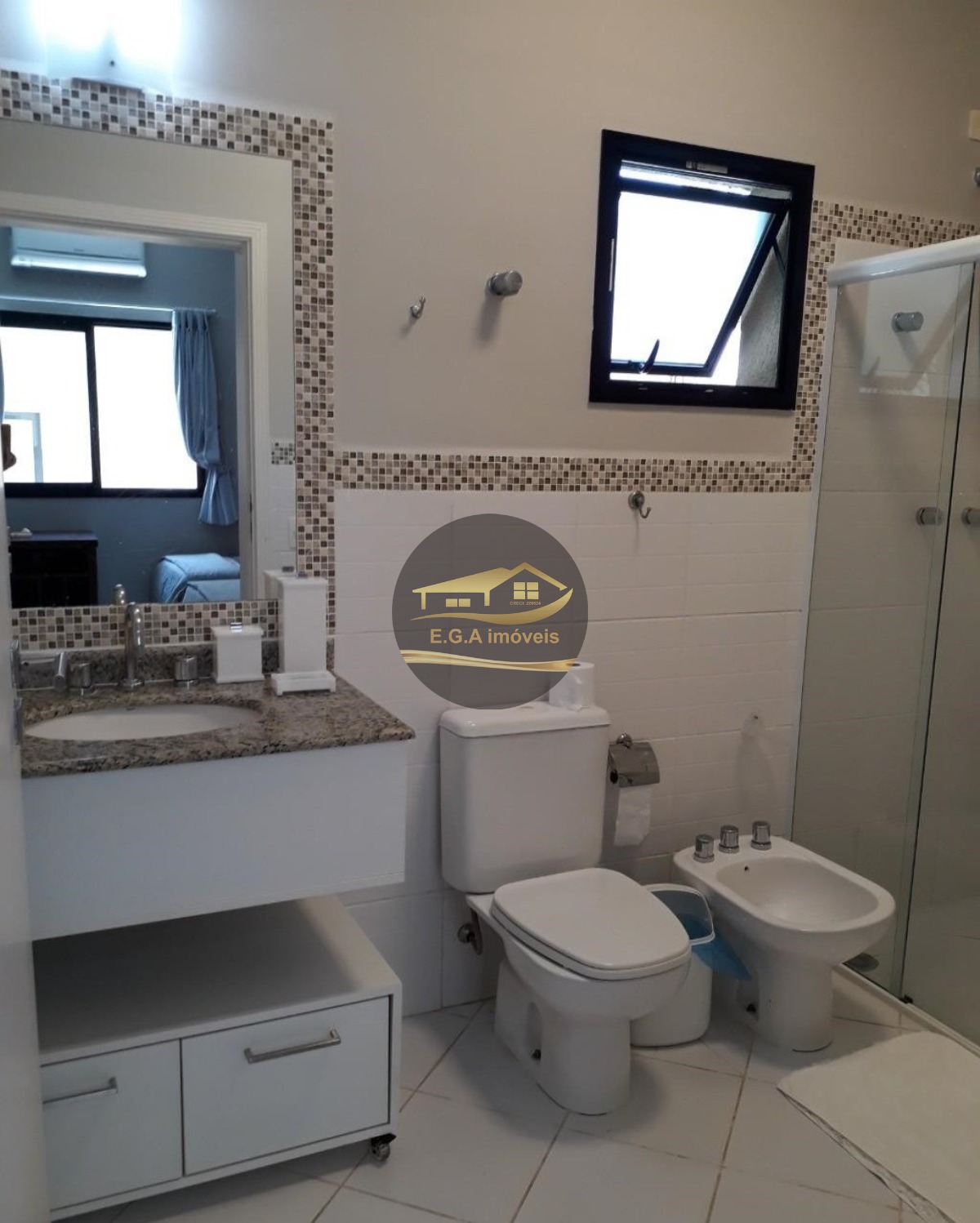 Casa pé na areia Juquehy