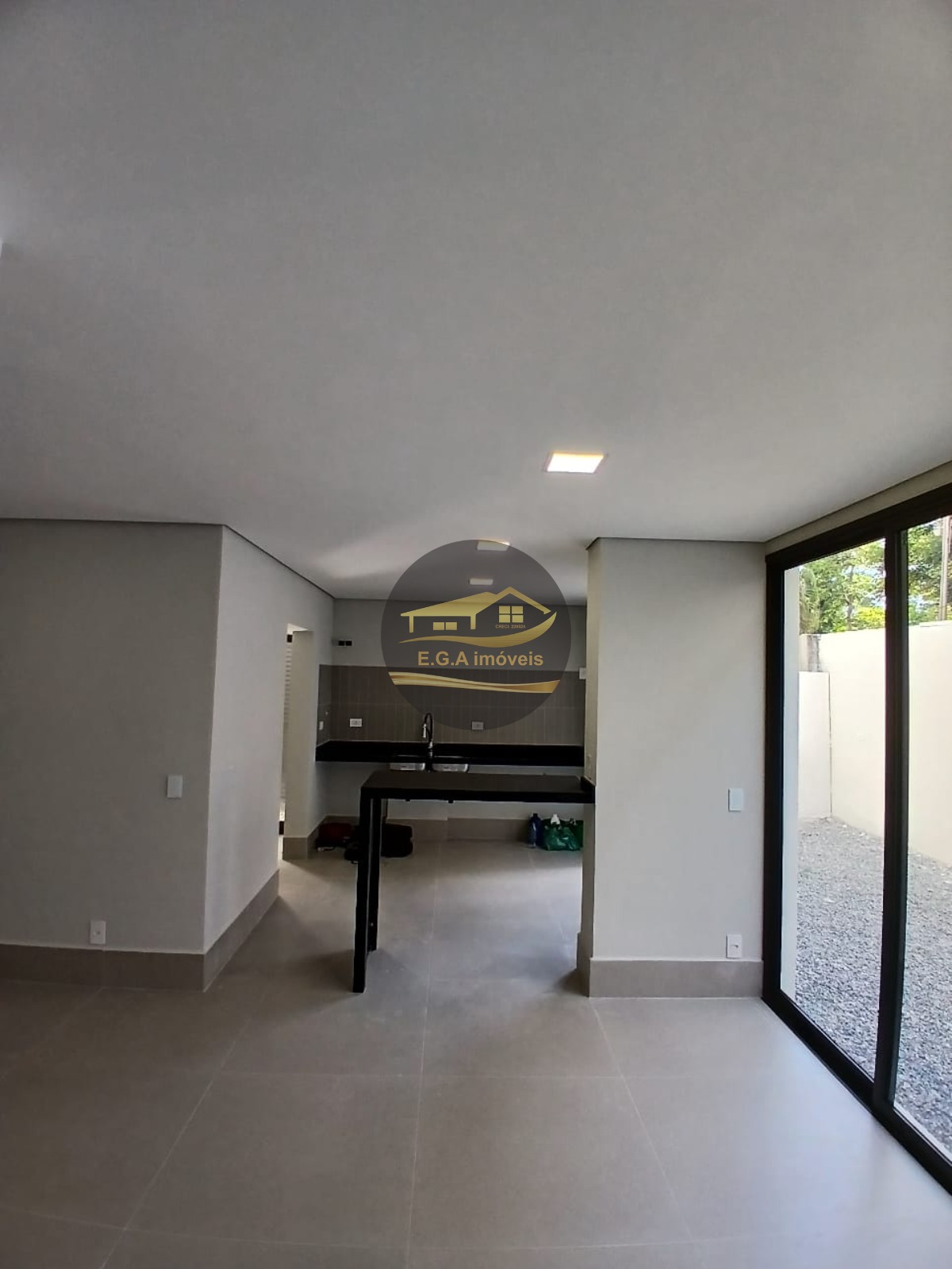 Casa na praia de camburi a 200 mts da praia