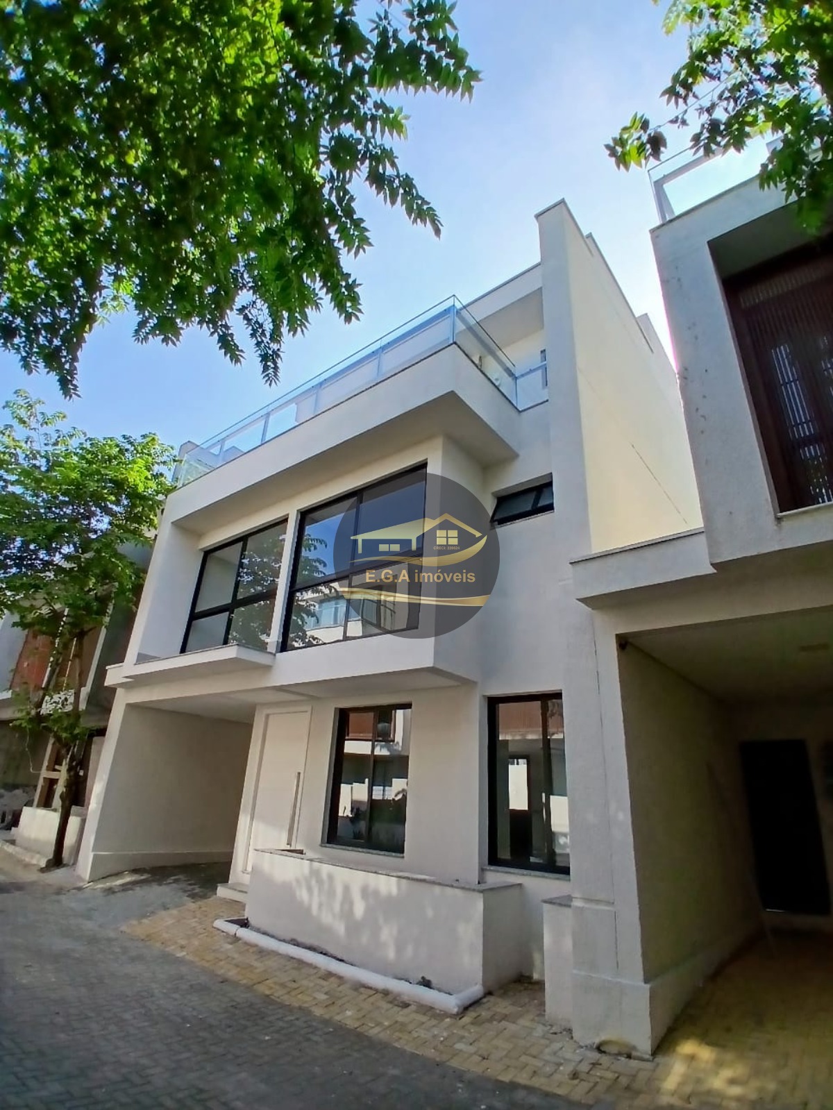 Casa na praia de camburi a 200 mts da praia