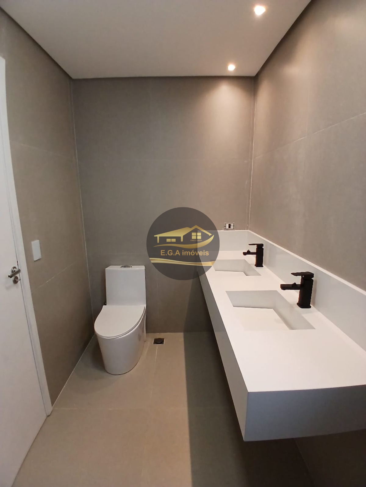 Casa na praia de camburi a 200 mts da praia