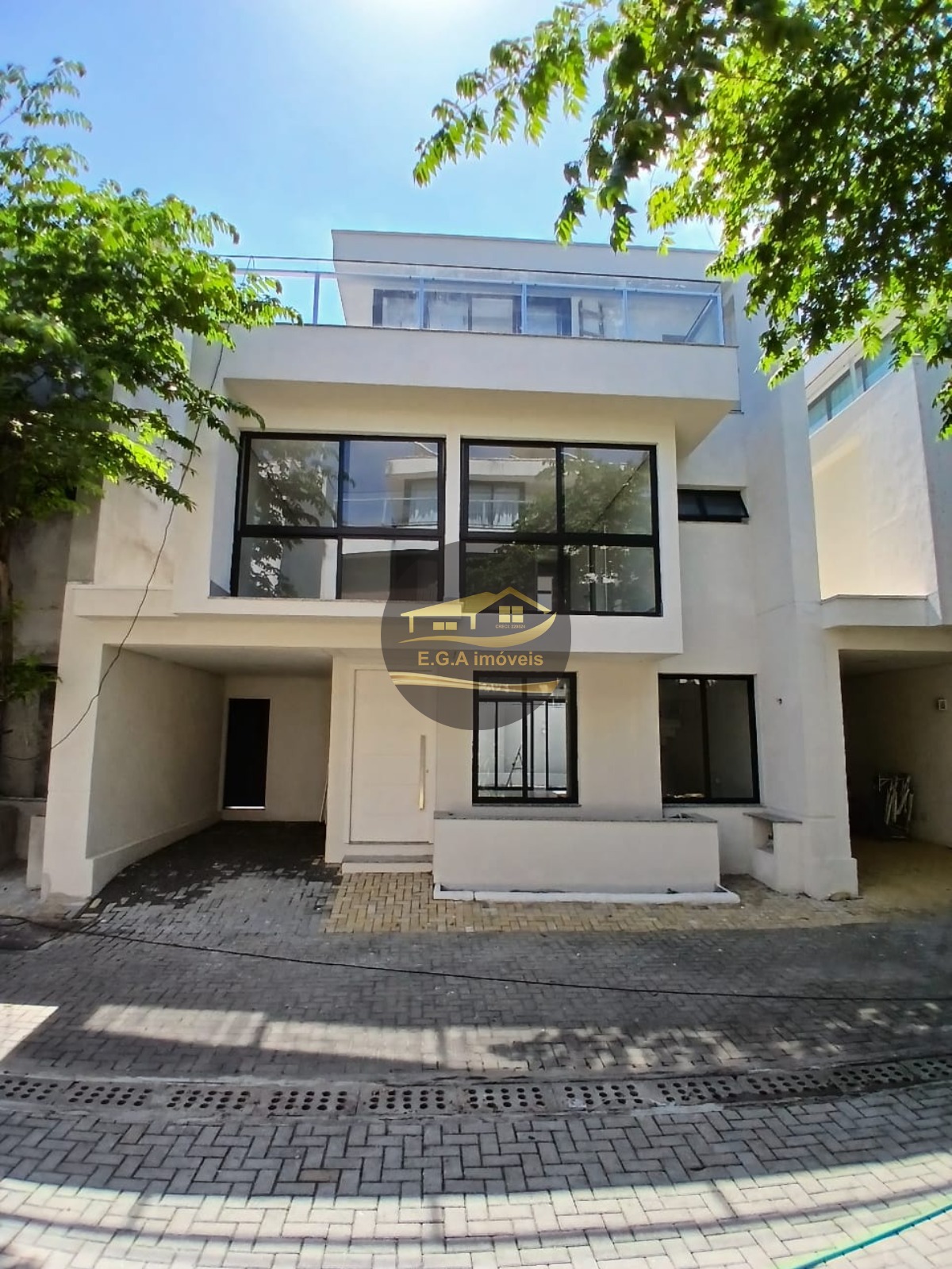 Casa na praia de camburi a 200 mts da praia