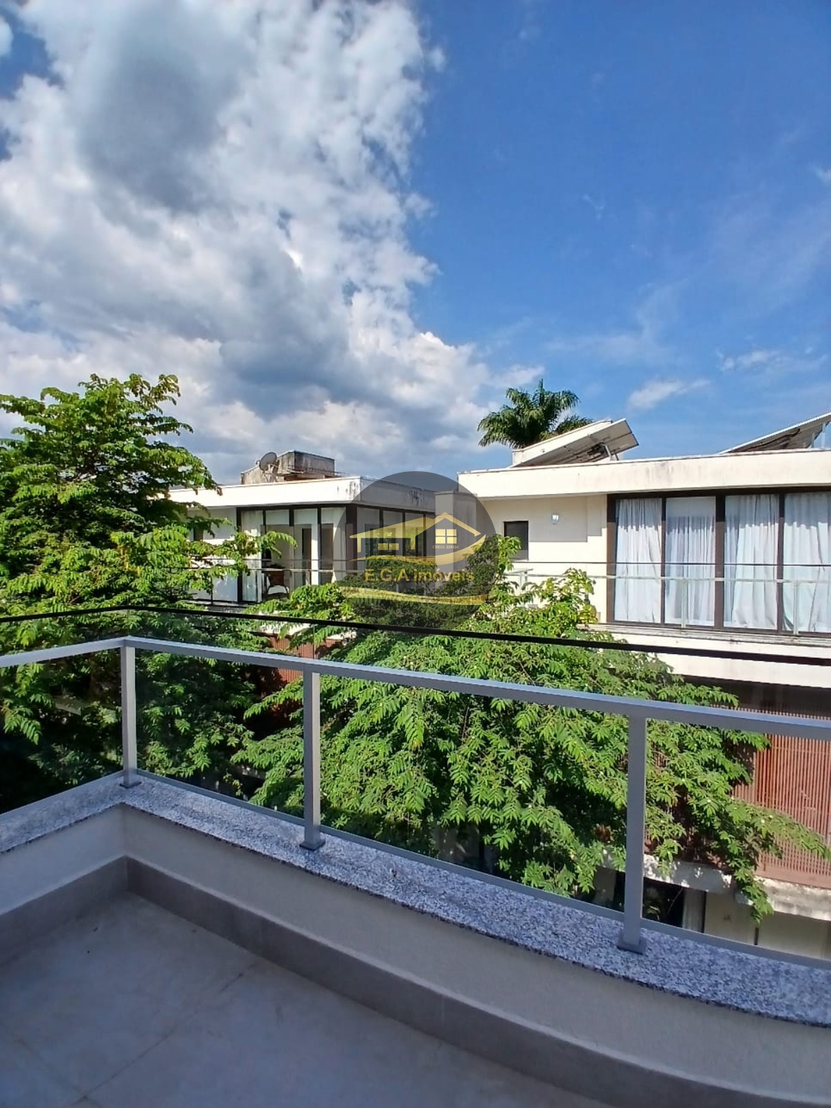 Casa na praia de camburi a 200 mts da praia