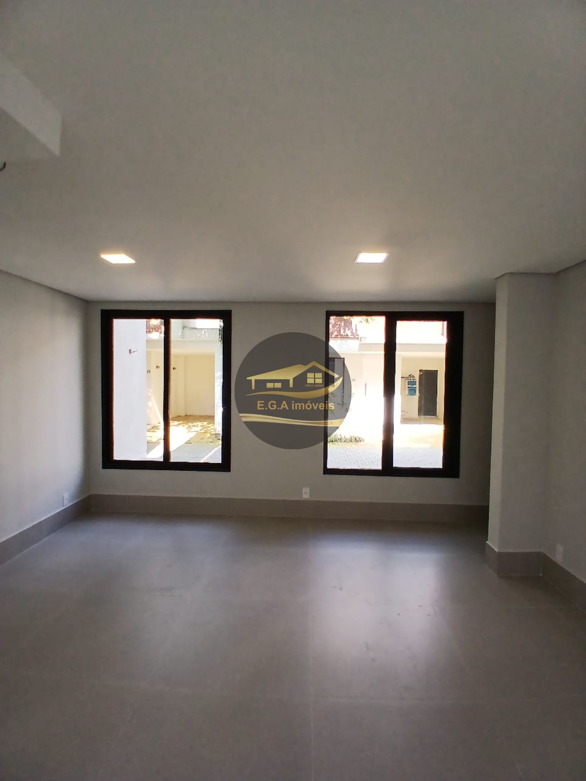Casa na praia de camburi a 200 mts da praia