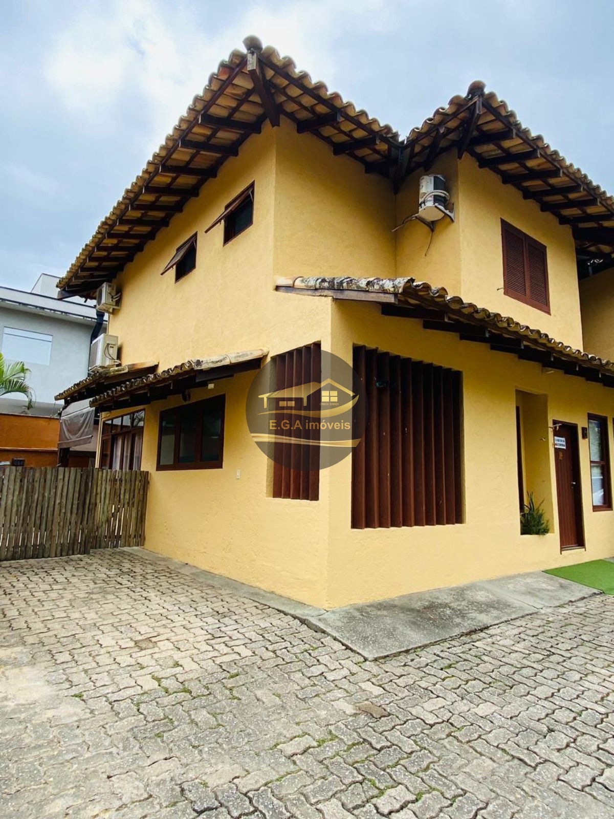 Casa na praia de camburi abaixou de 1.650k para 1.490.000,00
