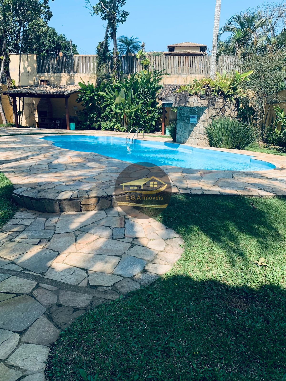 Casa na praia de camburi abaixou de 1.650k para 1.490.000,00 - foto 1