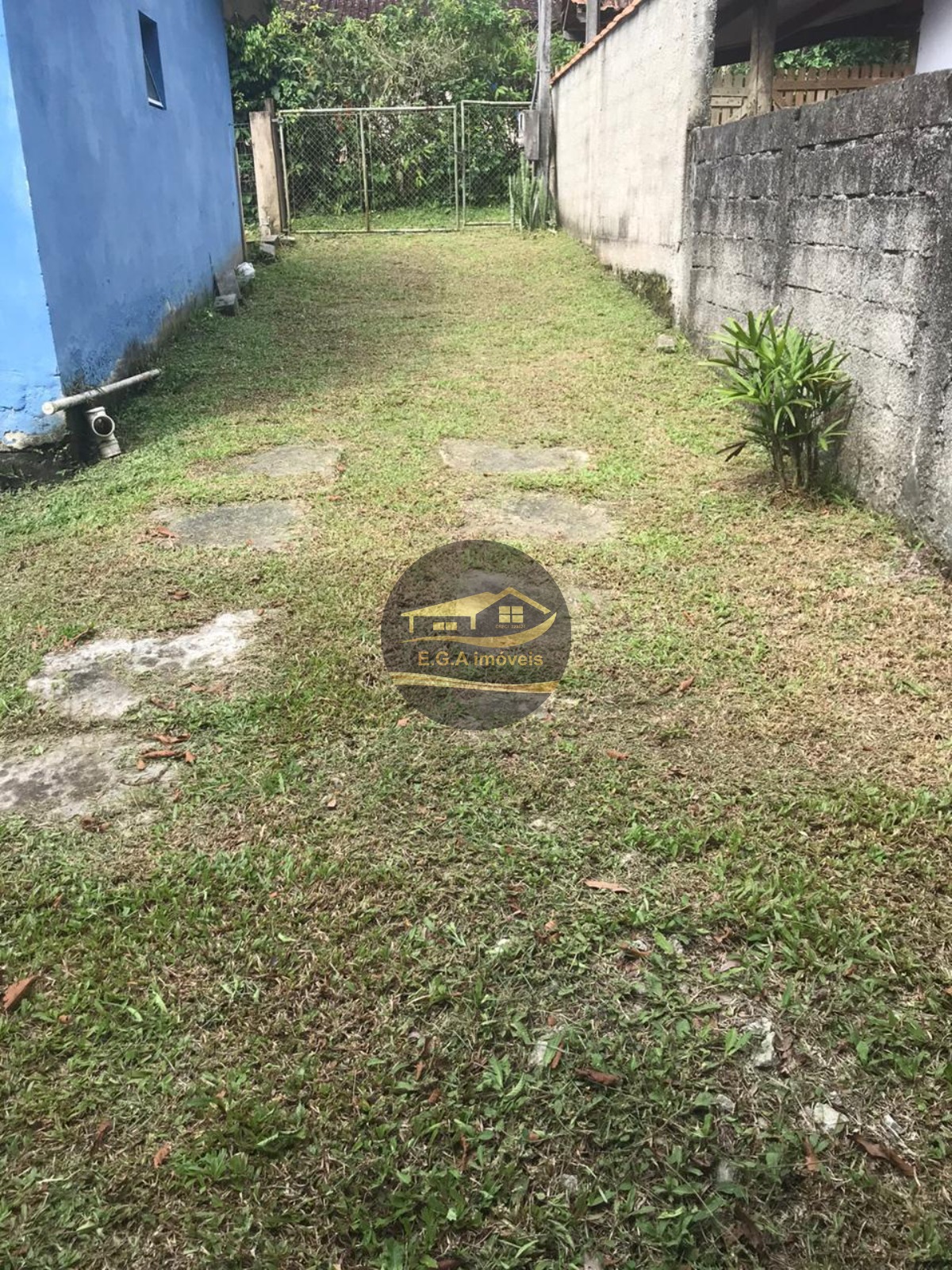 Casa na praia de boiçucanga beira rio simples - foto 12
