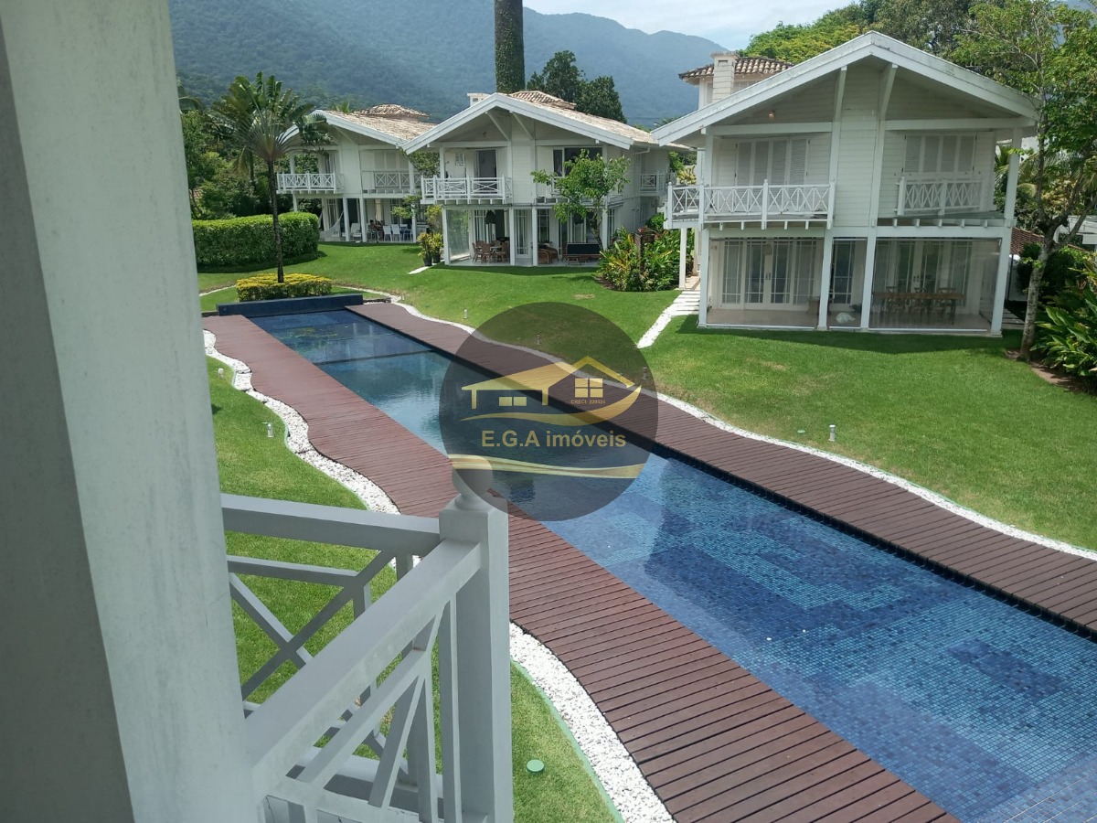 Oportunidade casa pé na areia Praia de Maresias SP