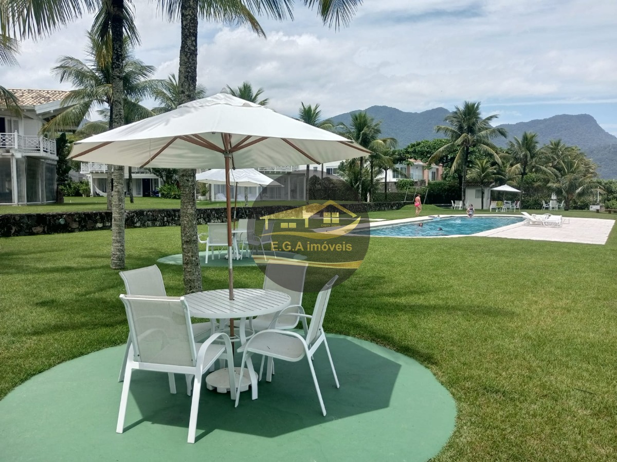 Oportunidade casa pé na areia Praia de Maresias SP